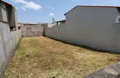 Terreno à venda na Vila Gilda, Santo André 