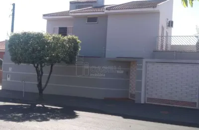 Casa com 3 quartos à venda na Avenida Leopoldo Silva, 1071, Vila Cidade Industrial (Vila Xavier), Araraquara, 136 m2 por R$ 480.000