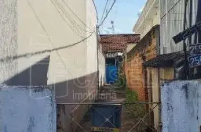 Casa com 1 quarto à venda na Rua Itália, 2557, Centro, Araraquara, 49 m2 por R$ 100.000