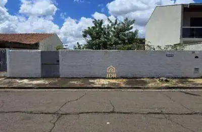 Terreno à venda no Parque Novo Mundo em Americana | 420 m² | 14x30 | Murado