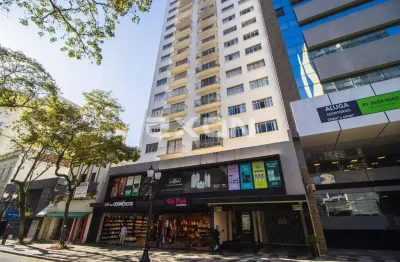 Apartamento para locação amplo no coração de Curitiba – 2 quartos – 131m² – Edifício Rio Grande do Sul