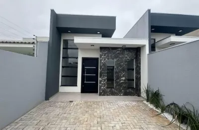 Casa com 02 quartos e edícula com churrasqueira a venda no Siena