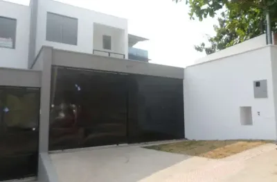 A casa  para venda tem 100 metros quadrados com 2 quartos em Ponte Alta - Betim - MG