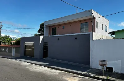 Casa recém construída. Linda, moderna, aceita financiar, documentação ok