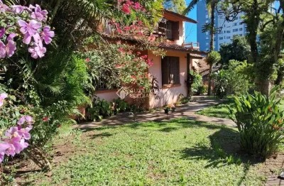 Casa com 4 quartos à venda na rua itapitocaí, 725, cristal, porto alegre, 365 m2 por r$ 1.599.000