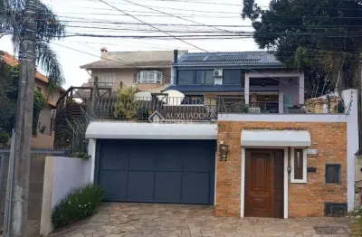 Casa em condomínio fechado com 3 quartos à venda na rua charruas, 257, espírito santo, porto alegre, 390 m2 por r$ 1.750.000