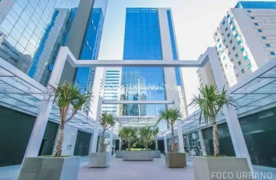 Sala comercial à venda na avenida ipiranga, 40, praia de belas, porto alegre, 46 m2 por r$ 640.000