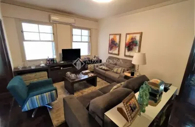 Apartamento com 3 quartos à venda na praça dom feliciano, 56, centro histórico, porto alegre, 136 m2 por r$ 1.000.000