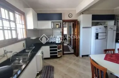 Casa em condomínio fechado com 4 quartos à venda na avenida teresópolis, 2122, teresópolis, porto alegre, 360 m2 por r$ 880.000