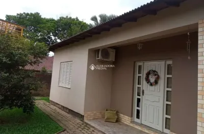 Casa com 3 quartos à venda na rua joão aloysio algayer, 180, lomba grande, novo hamburgo, 125 m2 por r$ 477.000