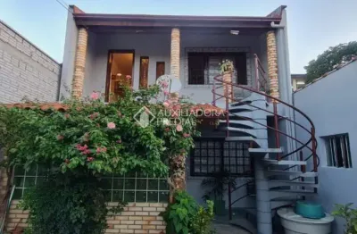 Casa com 3 quartos à venda na avenida john kennedy, 85, santa teresa, são leopoldo, 182 m2 por r$ 550.000