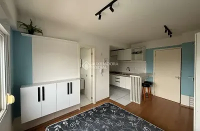 Kitnet / stúdio à venda na rua são domingos, 940, centro, são leopoldo, 28 m2 por r$ 210.000