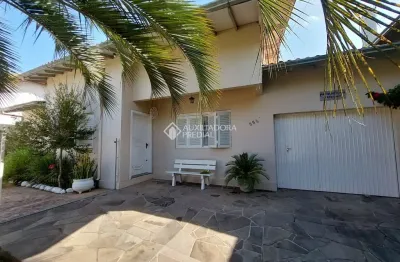 Casa com 3 quartos à venda na rua do parque, 555, padre reus, são leopoldo, 211 m2 por r$ 745.000