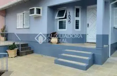 Casa com 2 quartos à venda na avenida doutor mário sperb, 1835, rio branco, são leopoldo, 158 m2 por r$ 639.000
