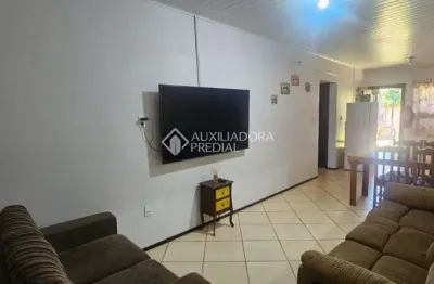 Casa com 2 quartos à venda na rua frederico mayer, 546, feitoria, são leopoldo, 55 m2 por r$ 262.000