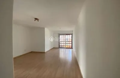 Apartamento com 3 quartos para alugar na rua flores da cunha, 75, centro, são leopoldo, 112 m2 por r$ 2.800