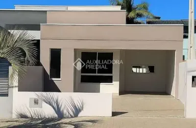 Casa com 3 quartos à venda na rua ipiranga, 468, scharlau, são leopoldo, 119 m2 por r$ 539.000