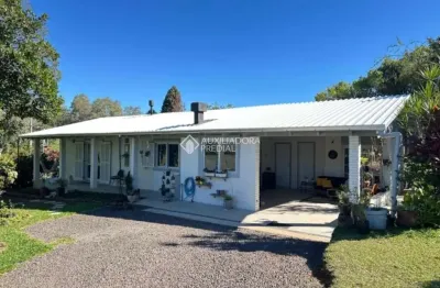 Fazenda à venda na estrada afonso strack, 240, lomba grande, novo hamburgo, 180 m2 por r$ 890.000