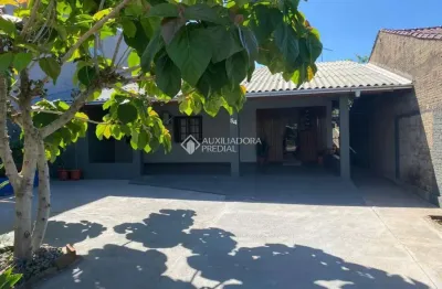Casa com 2 quartos à venda na rua josé luiz schroeder, 54, rio branco, são leopoldo, 166 m2 por r$ 530.000