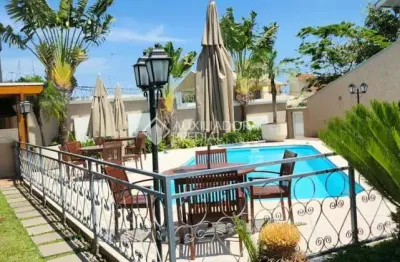 Casa em condomínio fechado com 3 quartos à venda na rua frei caneca, 188, pinheiro, são leopoldo, 123 m2 por r$ 899.000