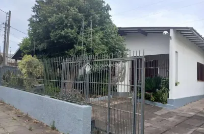 Casa com 3 quartos à venda na rua ida joana roth, 113, rio branco, são leopoldo, 104 m2 por r$ 583.000