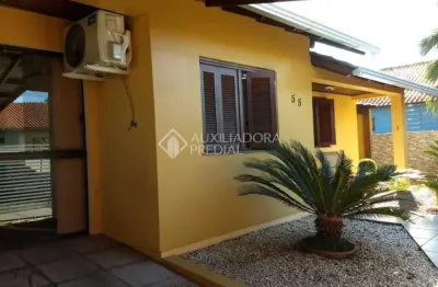 Casa com 2 quartos à venda na travessa do remanso, 55, scharlau, são leopoldo, 157 m2 por r$ 479.000