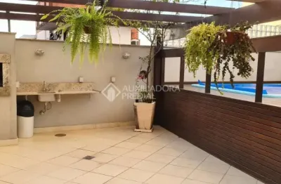Apartamento com 1 quarto à venda na avenida independência, 900, independência, porto alegre, 47 m2 por r$ 630.000