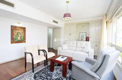 Apartamento com 3 quartos à venda na avenida coronel lucas de oliveira, 415, petrópolis, porto alegre, 201 m2 por r$ 1.590.000