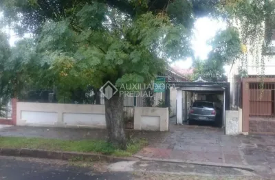 Casa em condomínio fechado com 1 quarto à venda na rua evaristo da veiga, 427, partenon, porto alegre, 338 m2 por r$ 440.000