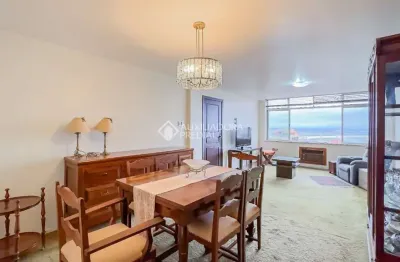 Apartamento com 3 quartos à venda na avenida independência, 1152, independência, porto alegre, 136 m2 por r$ 700.000