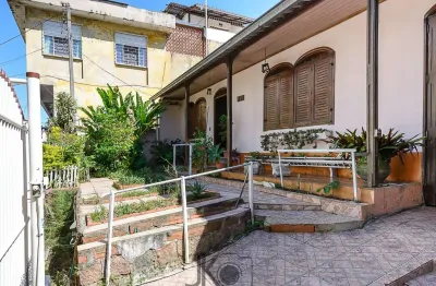 Casa com 3 quartos à venda na avenida joão xxiii, 512, são sebastião, porto alegre, 185 m2 por r$ 980.000