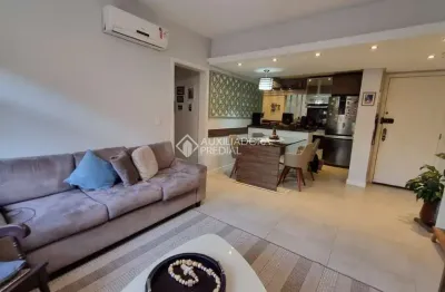 Apartamento com 3 quartos à venda na rua laurindo, 78, santana, porto alegre, 92 m2 por r$ 575.000