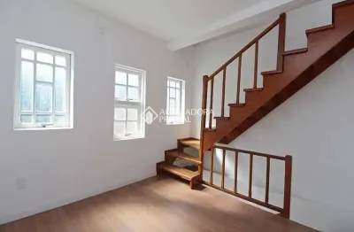 Casa com 2 quartos à venda na rua lopo gonçalves, 538, cidade baixa, porto alegre, 154 m2 por r$ 690.000