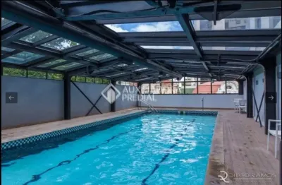 Flat com 1 quarto à venda na rua miguel tostes, 30, rio branco, porto alegre, 43 m2 por r$ 371.000