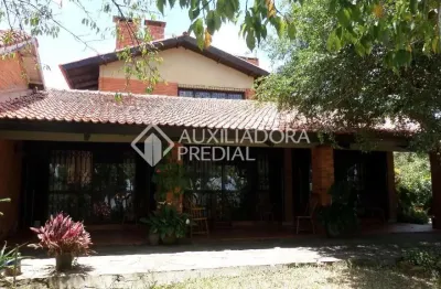 Casa em condomínio fechado com 4 quartos à venda na avenida guaíba, 900, ipanema, porto alegre, 365 m2 por r$ 1.300.000