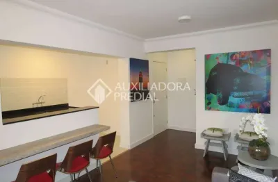 Apartamento com 2 quartos à venda na rua heretiano rocha, 76, petrópolis, porto alegre, 59 m2 por r$ 513.674