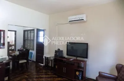 Casa em condomínio fechado com 3 quartos à venda na rua são manoel, 164, rio branco, porto alegre, 118 m2 por r$ 980.000
