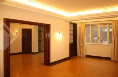 Apartamento com 3 quartos à venda na rua jardim cristofel, 44, independência, porto alegre, 219 m2 por r$ 1.500.000