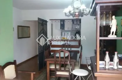 Apartamento com 2 quartos à venda na rua pedro velho, 130, partenon, porto alegre, 66 m2 por r$ 320.000