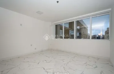 Sala comercial à venda na rua gomes jardim, 201, santana, porto alegre, 35 m2 por r$ 522.500