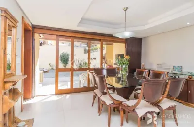 Casa em condomínio fechado com 4 quartos à venda na rua lavradio, 135, petrópolis, porto alegre, 373 m2 por r$ 1.850.000
