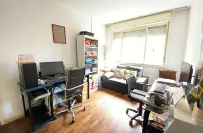 Apartamento com 3 quartos à venda na avenida cristóvão colombo, 250, floresta, porto alegre, 71 m2 por r$ 400.000