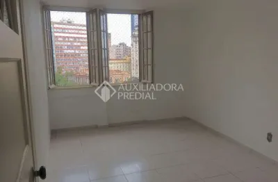 Sala comercial à venda na praça otávio rocha, 22, centro histórico, porto alegre, 48 m2 por r$ 110.000