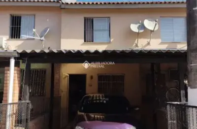 Casa em condomínio fechado com 2 quartos à venda na rua atílio supertti, 580, vila nova, porto alegre, 48 m2 por r$ 200.000