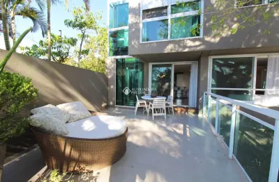 Casa em condomínio fechado com 3 quartos à venda na Praça José Assunção, 22, Vila Assunção, Porto Alegre, 367 m2 por R$ 2.650.000