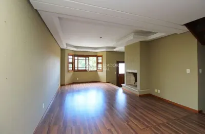 Casa com 4 quartos à venda na rua almirante mariath, 168, tristeza, porto alegre, 297 m2 por r$ 1.190.000