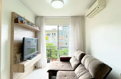 Apartamento com 2 quartos à venda na rua doutor barcelos, 2434, tristeza, porto alegre, 54 m2 por r$ 370.000