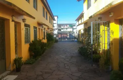Casa em condomínio fechado com 2 quartos à venda na rua deputado cunha bueno, 245, vila nova, porto alegre, 37 m2 por r$ 160.000
