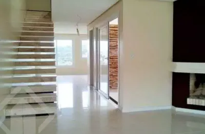 Casa em condomínio fechado com 3 quartos à venda na rua professor antônio josé remião, 328, espírito santo, porto alegre, 217 m2 por r$ 710.000