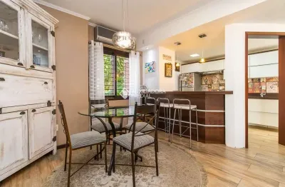 Casa em condomínio fechado com 2 quartos à venda na rua coronel joão pinto, 185, teresópolis, porto alegre, 110 m2 por r$ 555.000